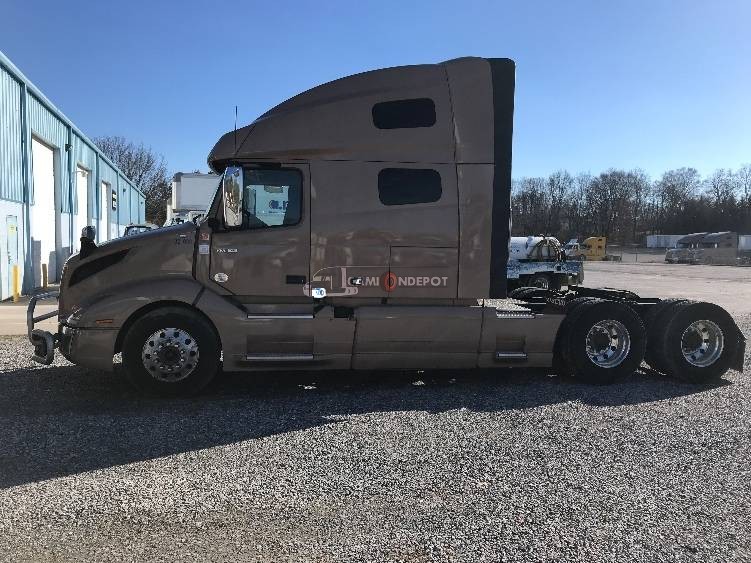 Truck Thumbnail 3