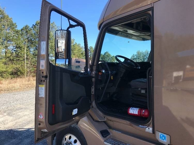 Truck Thumbnail 5