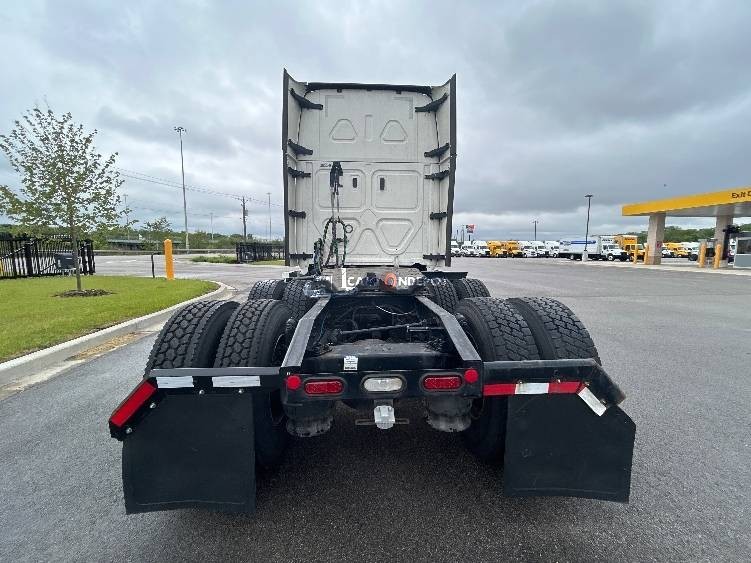 Truck Thumbnail 6