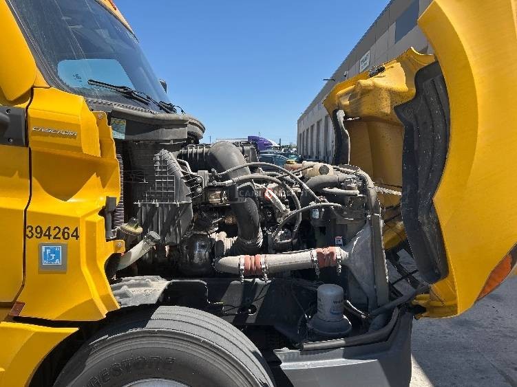 Truck Thumbnail 11