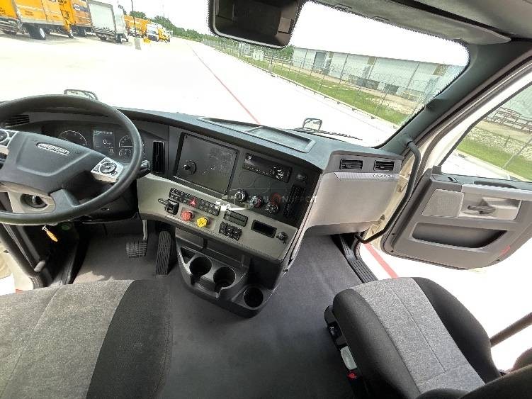 Truck Thumbnail 7