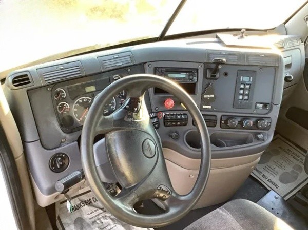 Truck Thumbnail 5