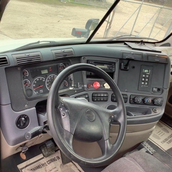 Truck Thumbnail 5