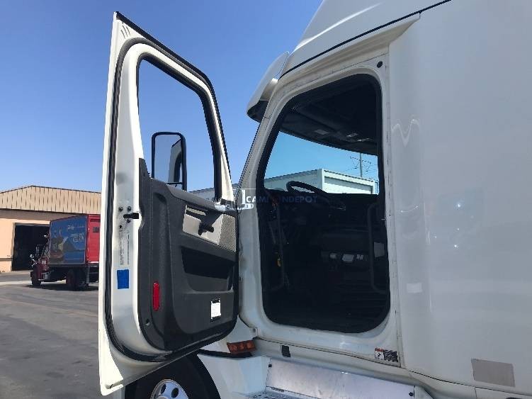 Truck Thumbnail 5