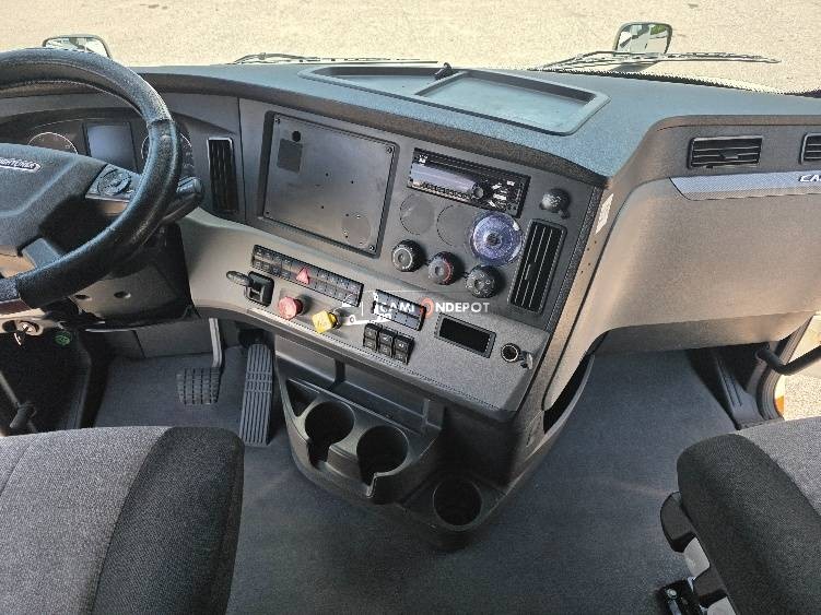 Truck Thumbnail 7