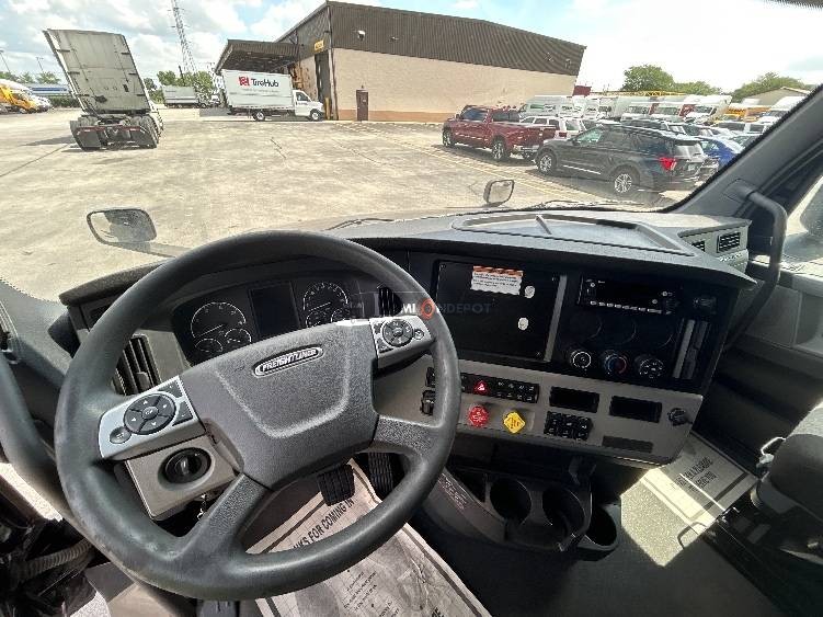 Truck Thumbnail 5