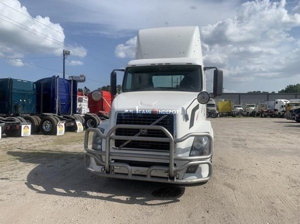 Truck Thumbnail 2