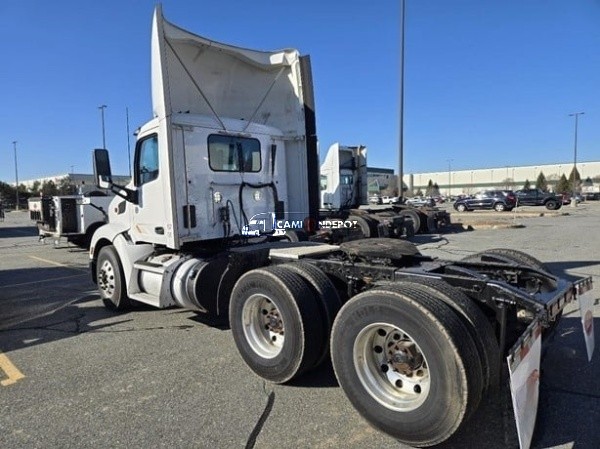Truck Thumbnail 2