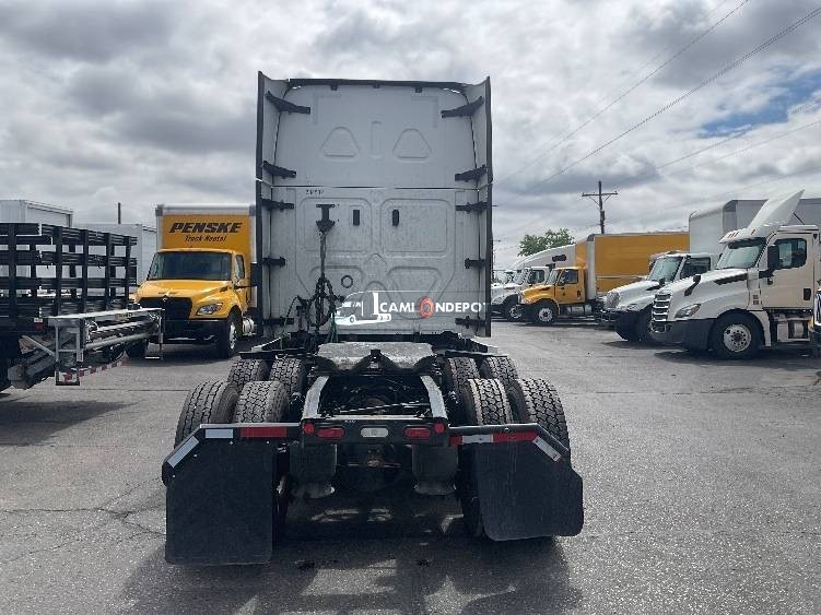 Truck Thumbnail 5