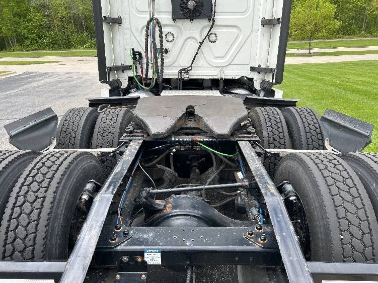 Truck Thumbnail 6
