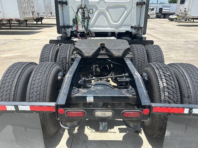 Truck Thumbnail 6