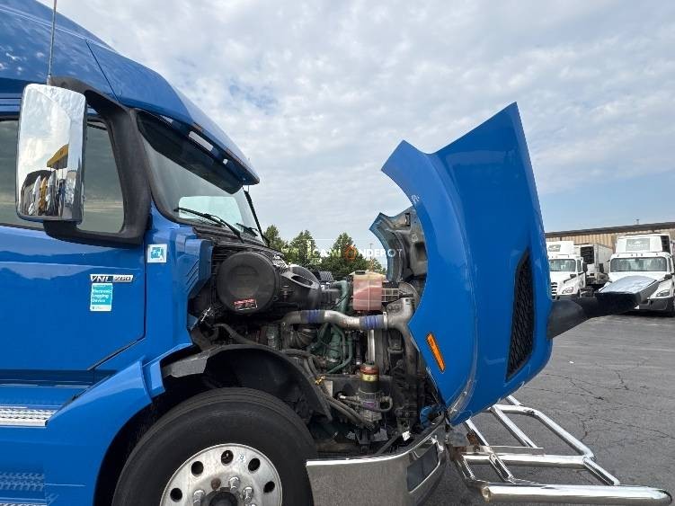 Truck Thumbnail 11