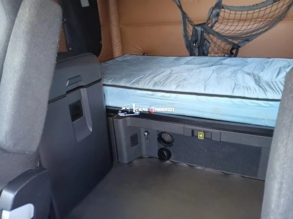 Truck Thumbnail 5