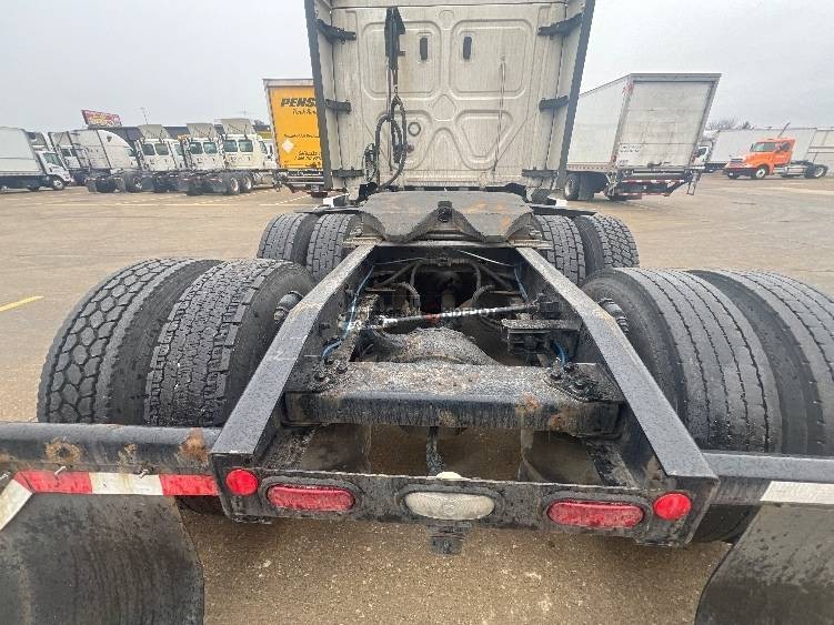 Truck Thumbnail 6