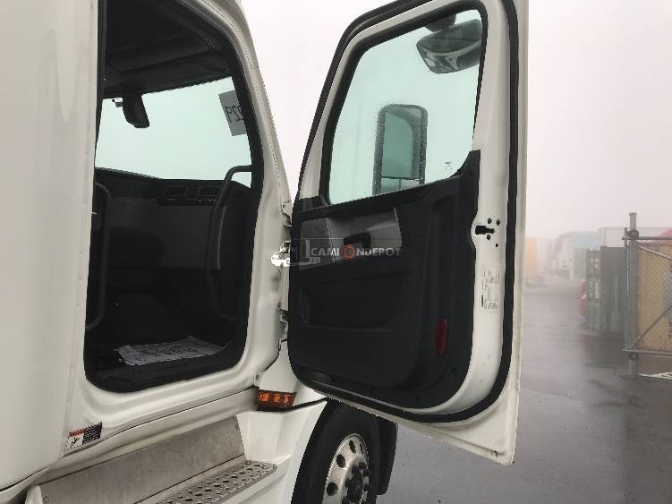 Truck Thumbnail 9