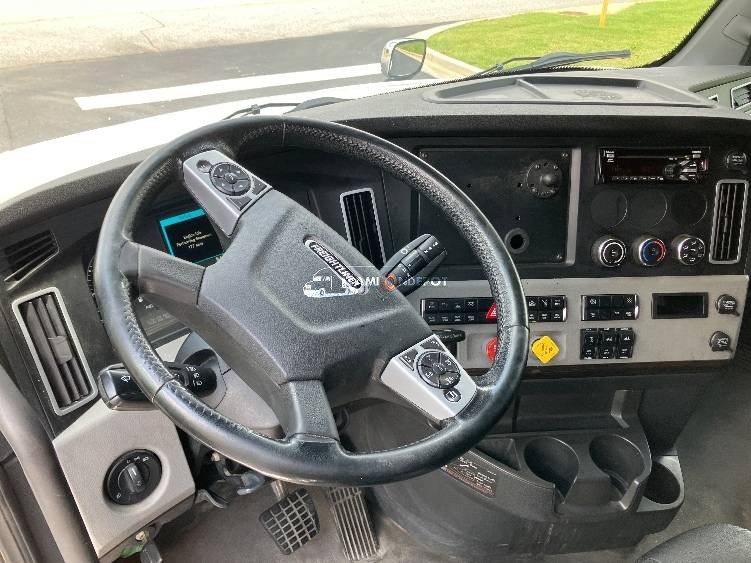 Truck Thumbnail 7