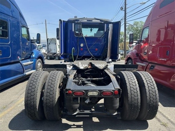 Truck Thumbnail 3