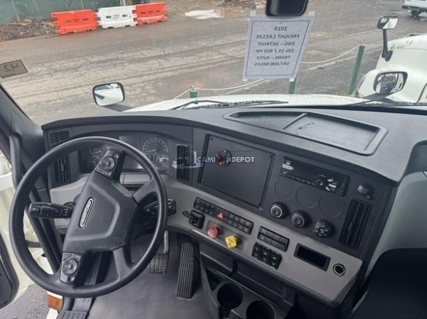 Truck Thumbnail 4