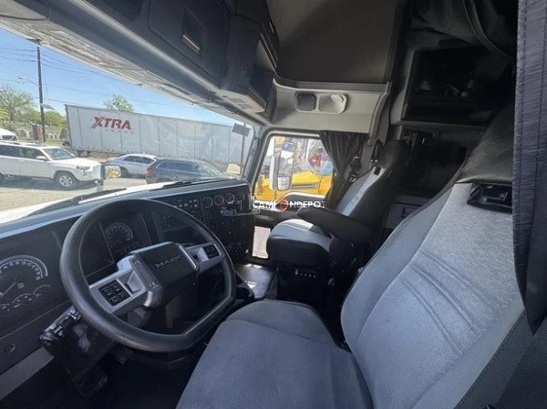 Truck Thumbnail 5