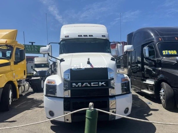 Truck Thumbnail 2