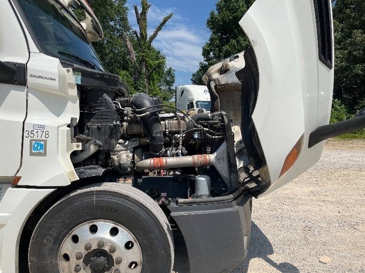 Truck Thumbnail 10