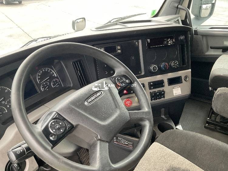 Truck Thumbnail 6