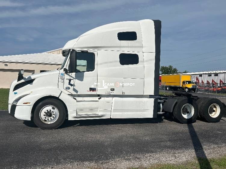 Truck Thumbnail 4