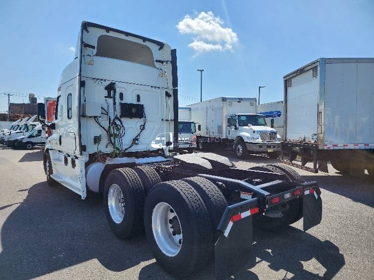 Truck Thumbnail 5