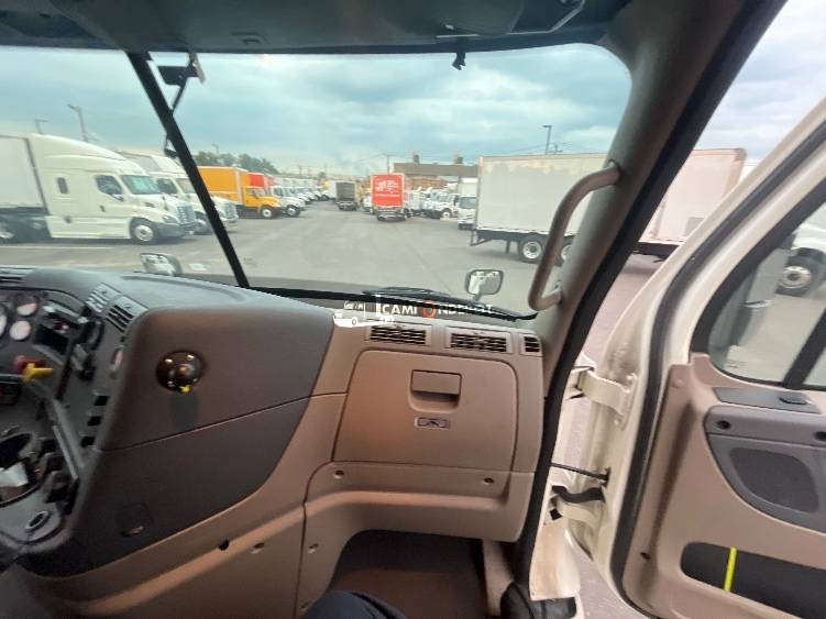 Truck Thumbnail 8
