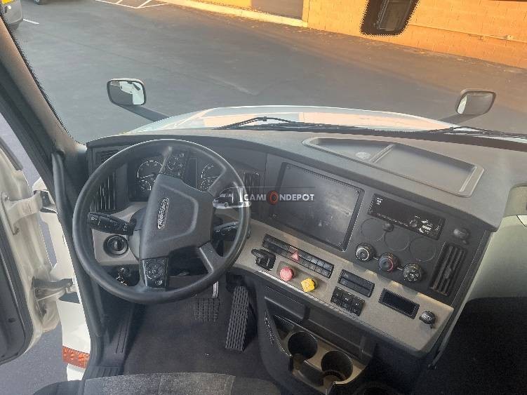 Truck Thumbnail 7