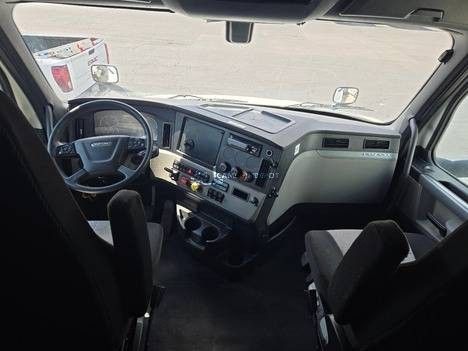 Truck Thumbnail 7