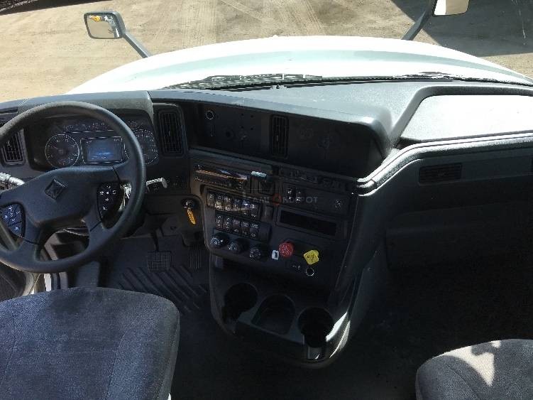 Truck Thumbnail 7