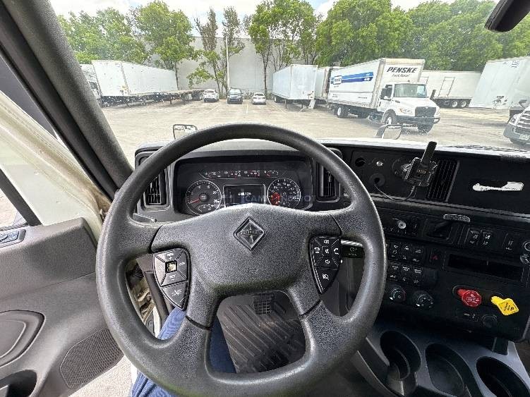 Truck Thumbnail 6