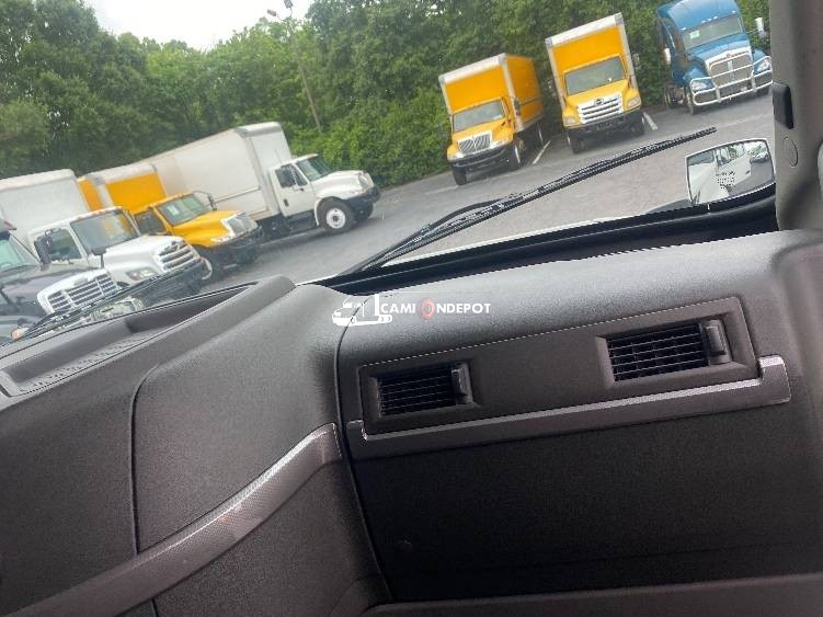 Truck Thumbnail 9