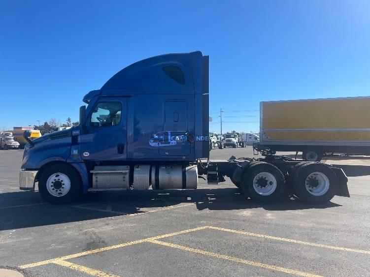 Truck Thumbnail 4