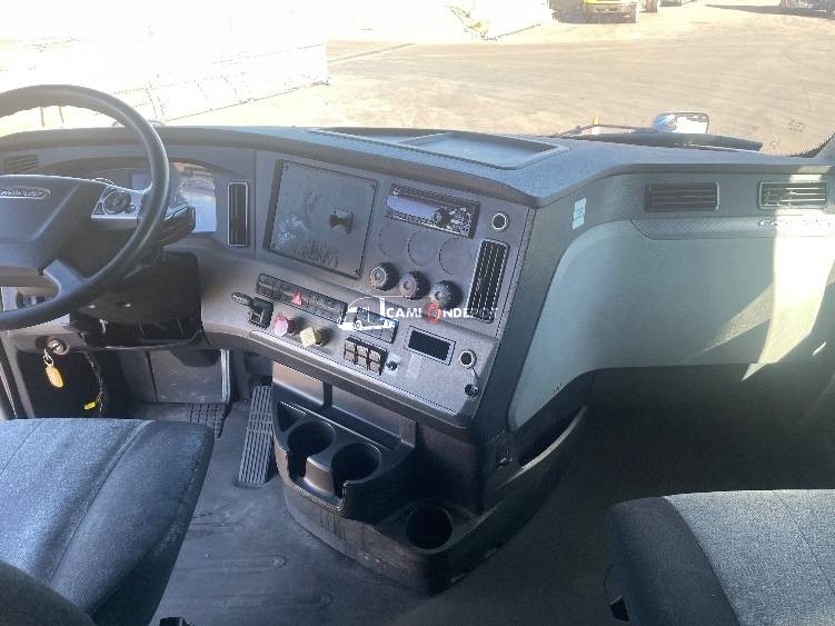 Truck Thumbnail 8