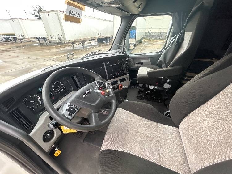 Truck Thumbnail 7