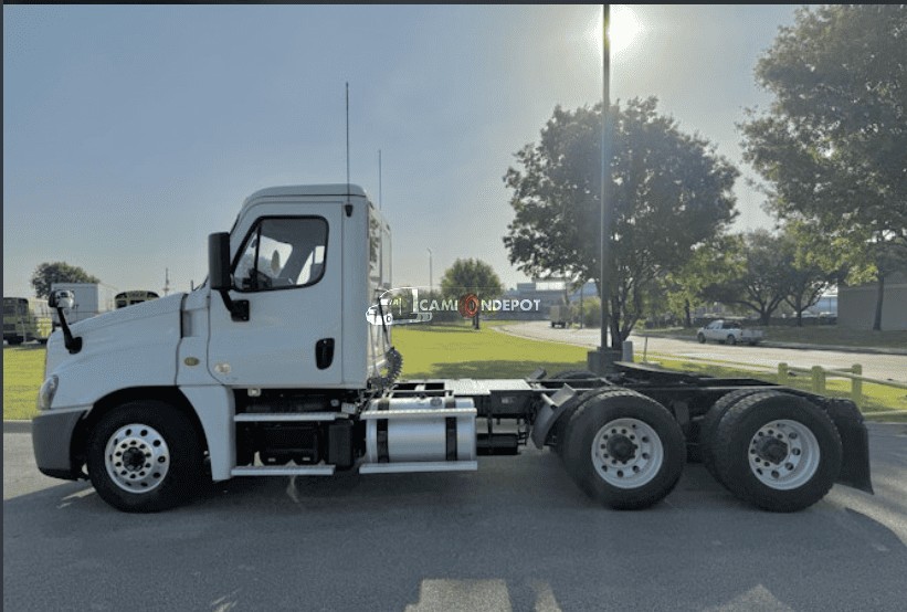 Truck Thumbnail 2
