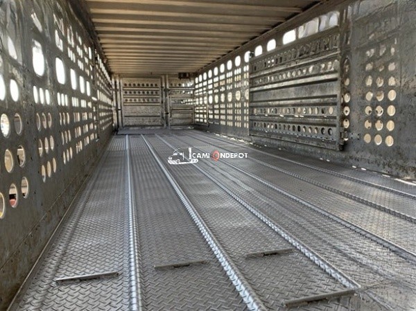 Truck Thumbnail 2