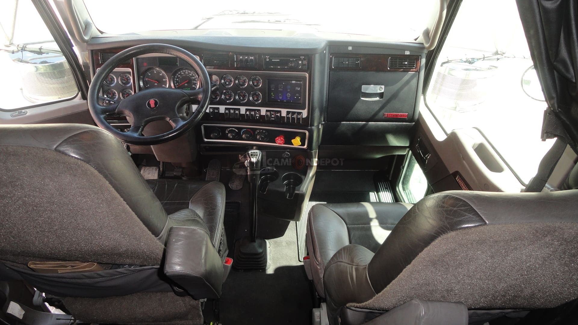 Truck Thumbnail 3