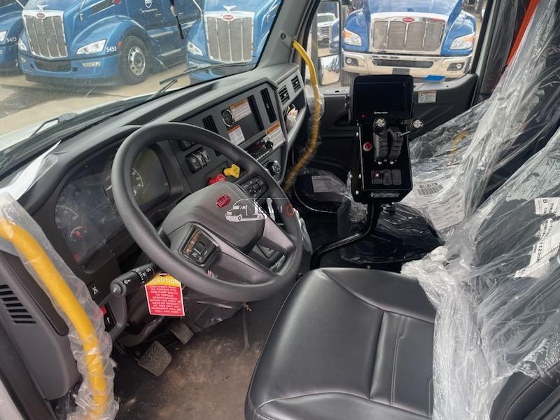 Truck Thumbnail 4