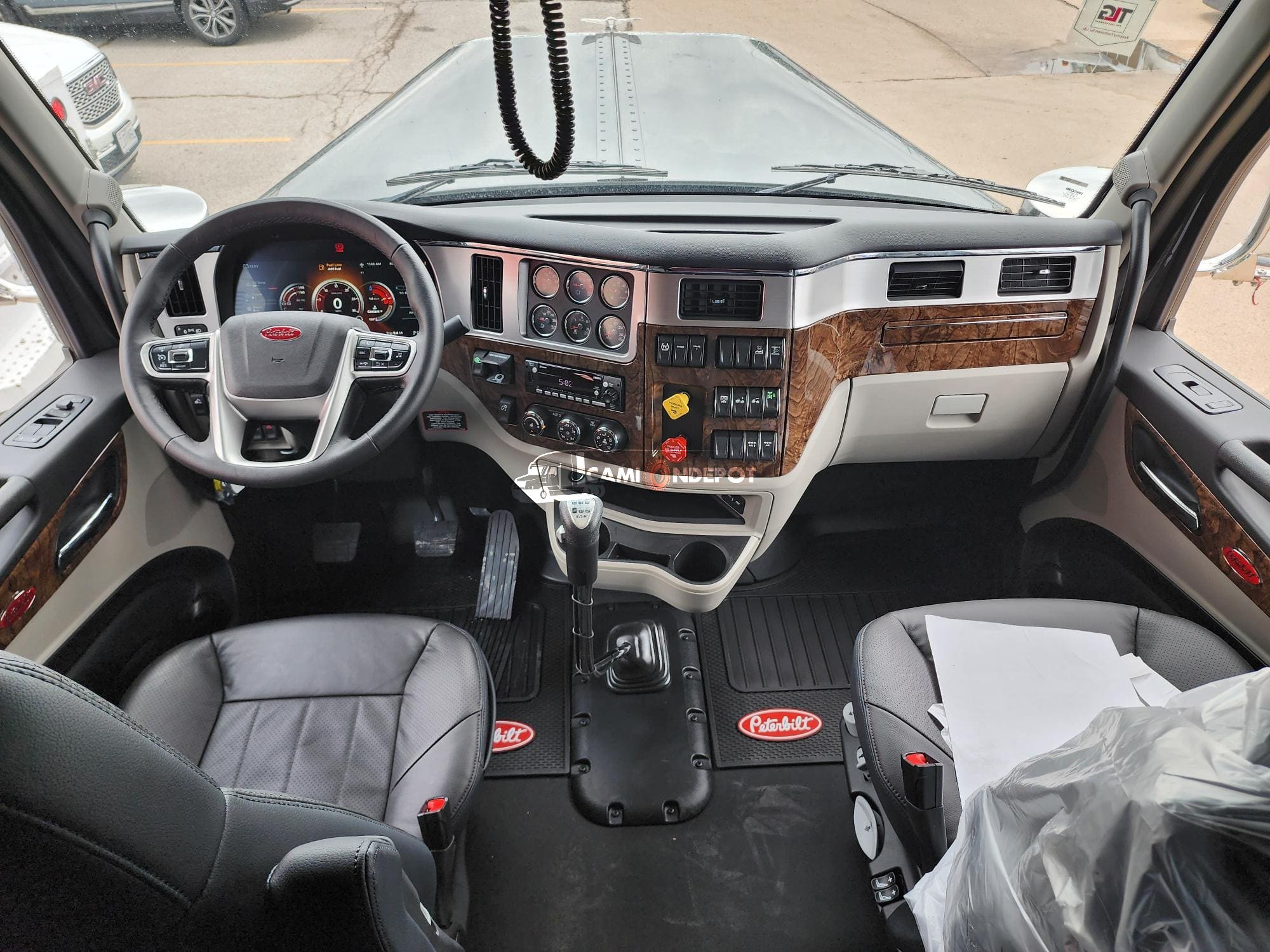 Truck Thumbnail 2
