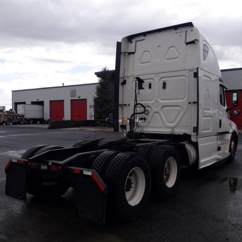 Truck Thumbnail 3
