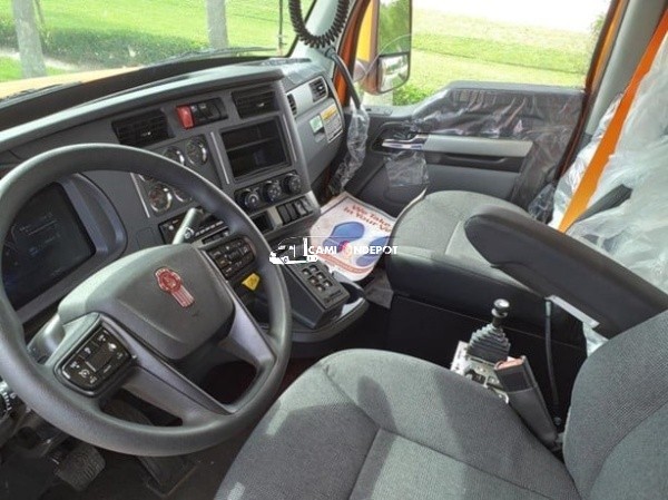 Truck Thumbnail 5