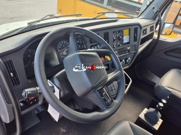 Truck Thumbnail 5