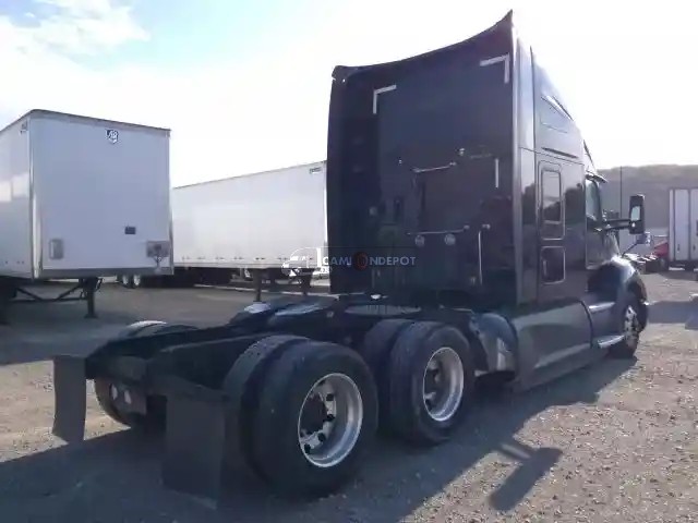 Truck Thumbnail 4