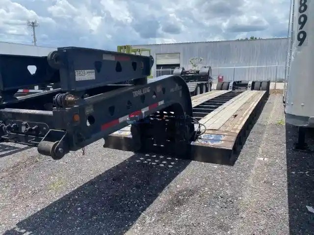 Truck Thumbnail 2