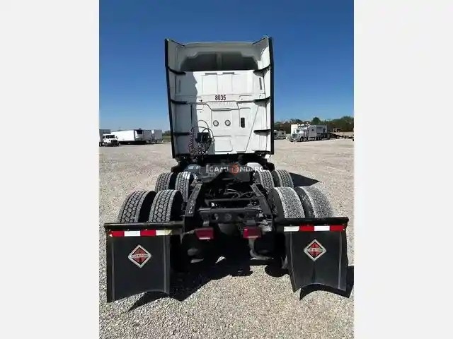 Truck Thumbnail 4
