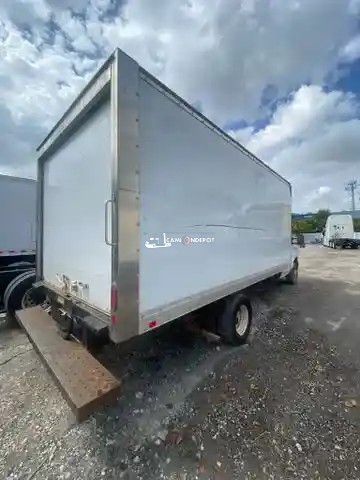 Truck Thumbnail 4