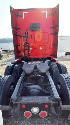 Truck Thumbnail 3